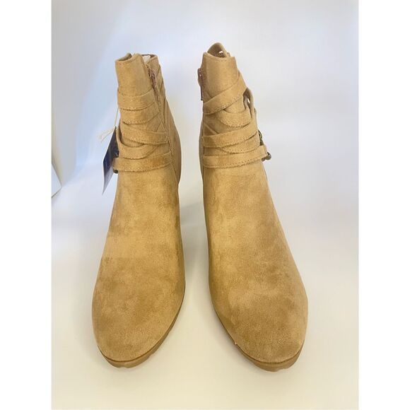 White Mountain Womens Sammuel Pull On Faux Suede Booties,  color: Sand, Size: 11 - Picture 4 of 8